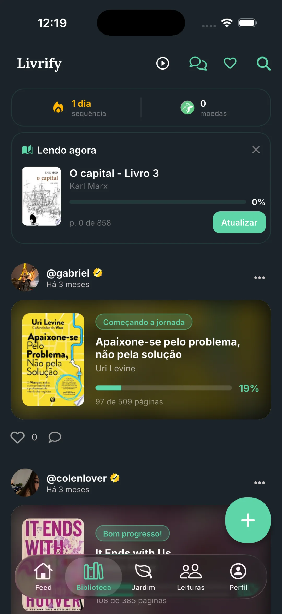 Feed do Livrify com o livro em leitura, sequência diária e atualizações de progresso de outros leitores